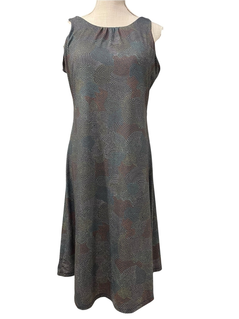PrAna Skypath Sleeveless Open Back Built-in Bra Knee Length Midi Dress Grey Dots